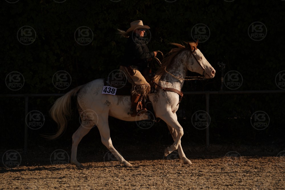 s_A_906752.JPG